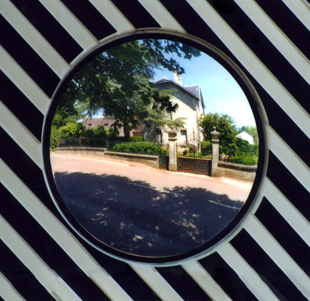 Regards contraints #4 - © 2000- (série ouverte)