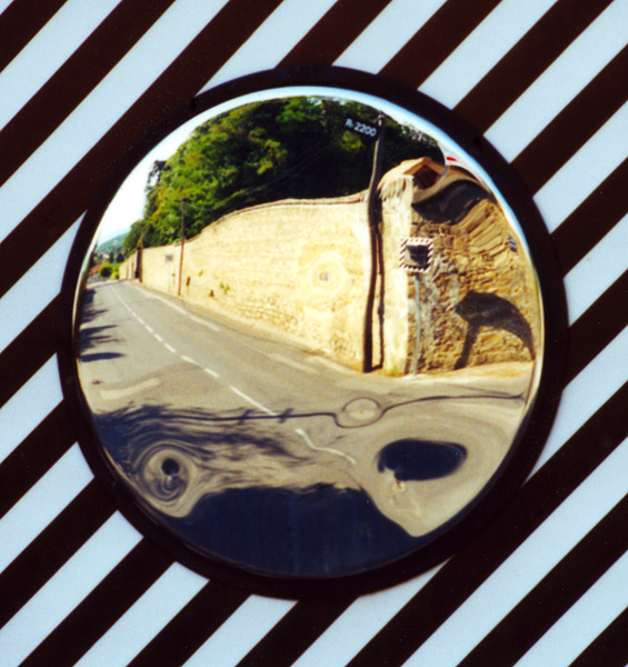 Regards contraints #4 - © 2000- (série ouverte)